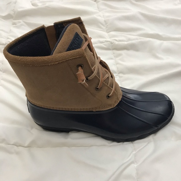 Women’s Sperry Saltwater Canvas Duck Boots - Picture 8 of 16